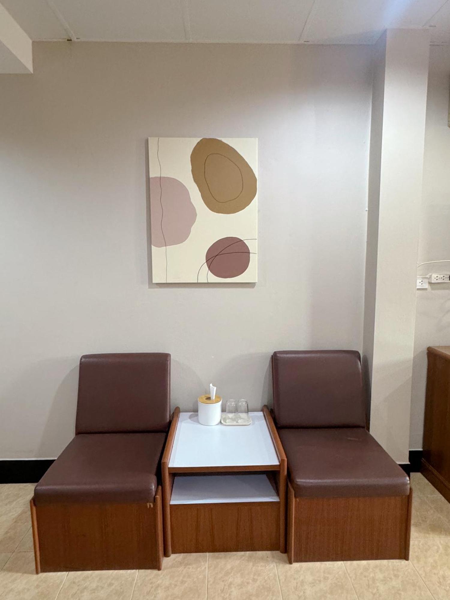 Nakhonratchasima Tokyo Hotel מראה חיצוני תמונה